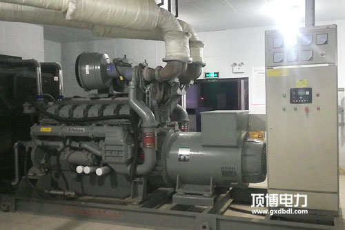 帕金斯發(fā)電機(jī)組500kw多少錢一臺